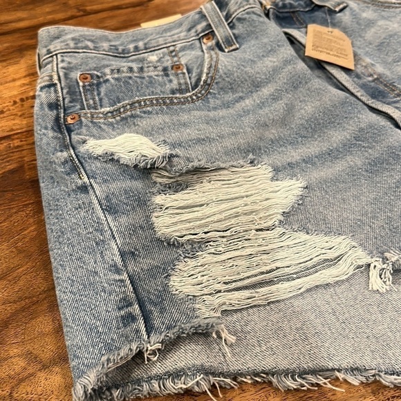 Levi’s 501 Distressed Denim Shorts 31 - Picture 5 of 12